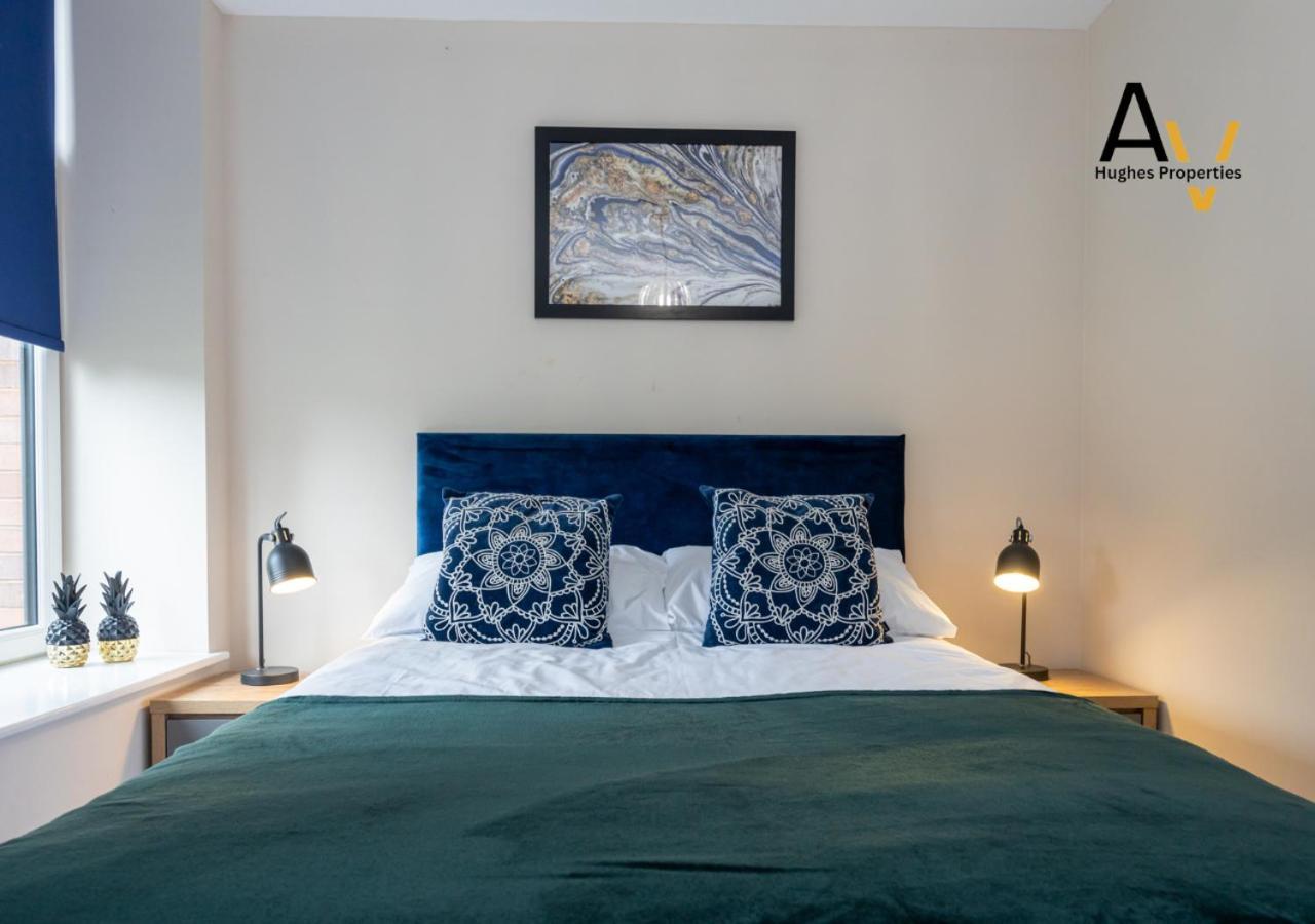 Inviting One-Bedroom Apartment In Central Salford - Perfect For Business Stays & Relocations By Av Hughes Properties * Manchester